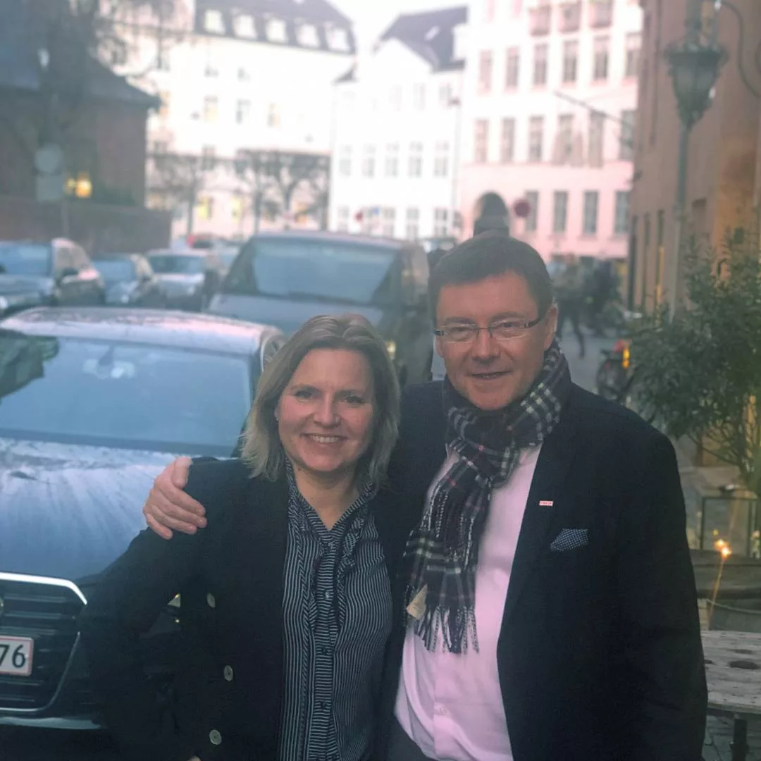 Marketing Finlandin toimitusjohtaja Riikka-Maria Lemminki ja FREJA Transport & Logisticsin toimitusjohtaja Matti Urmas.